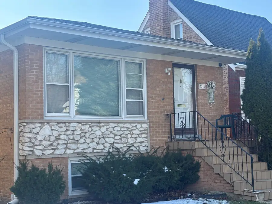 5246 N Liano Avenue, Chicago, IL 60630 - #2