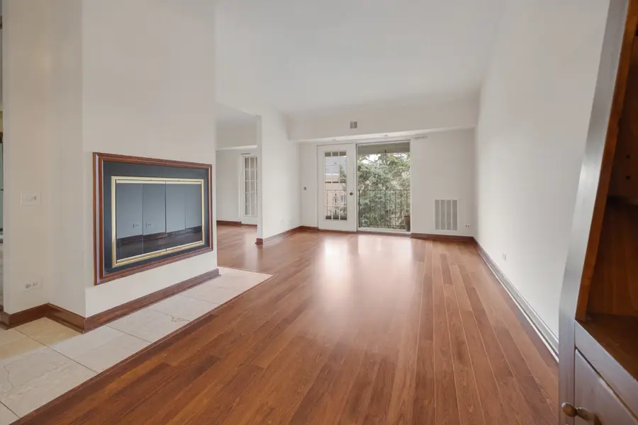 540 Biesterfield Road #305, Elk Grove Village, IL 60007 - #3