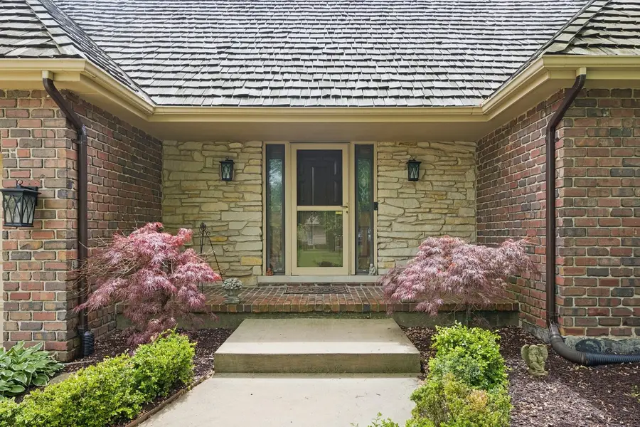8401 Golfview Drive, Orland Park, IL 60462 - #2