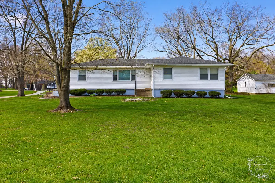 410 S Chicago Street, Rossville, IL 60963 - #3