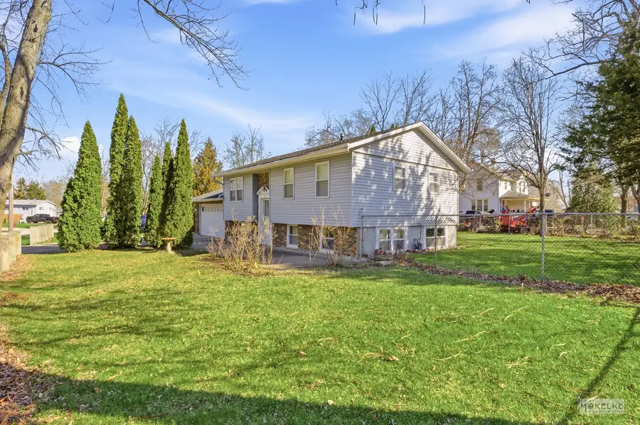 351 Catherine Street, Aurora, IL 60505 - #2