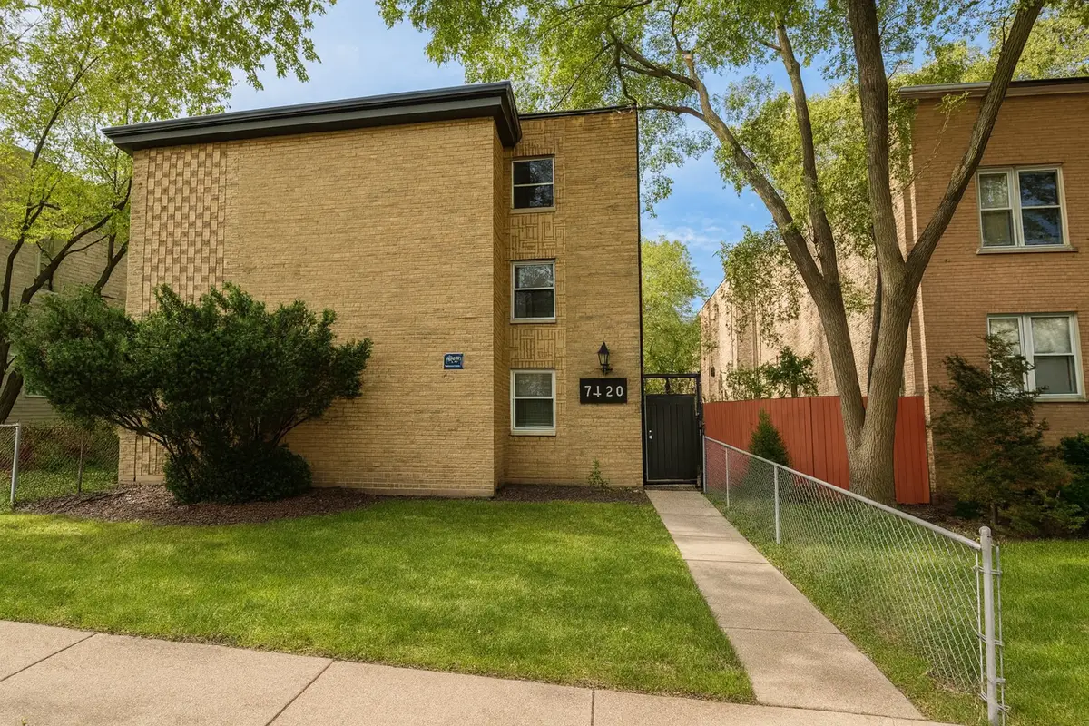 7420 N Winchester Avenue #2A, Chicago, IL 60626 - #1