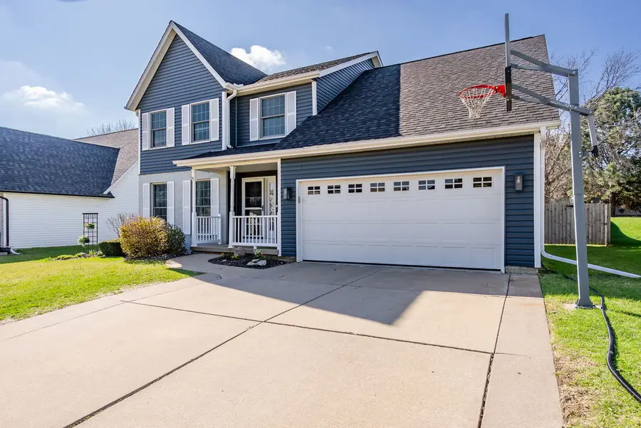 1419 W 51st Street, Davenport, IA 52806 - #2