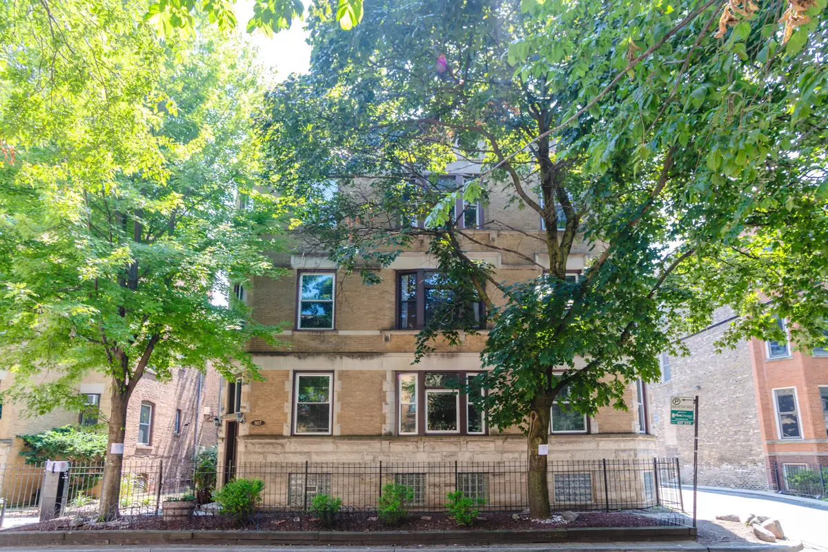 807 W Newport Avenue #2, Chicago, IL 60657 - #1