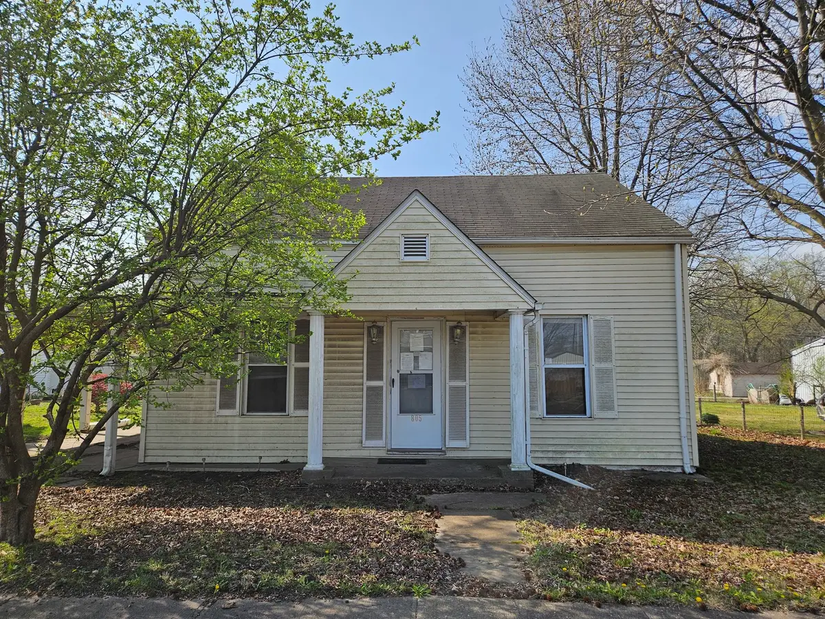 805 W Pine Street, Percy, IL 62272 - #1