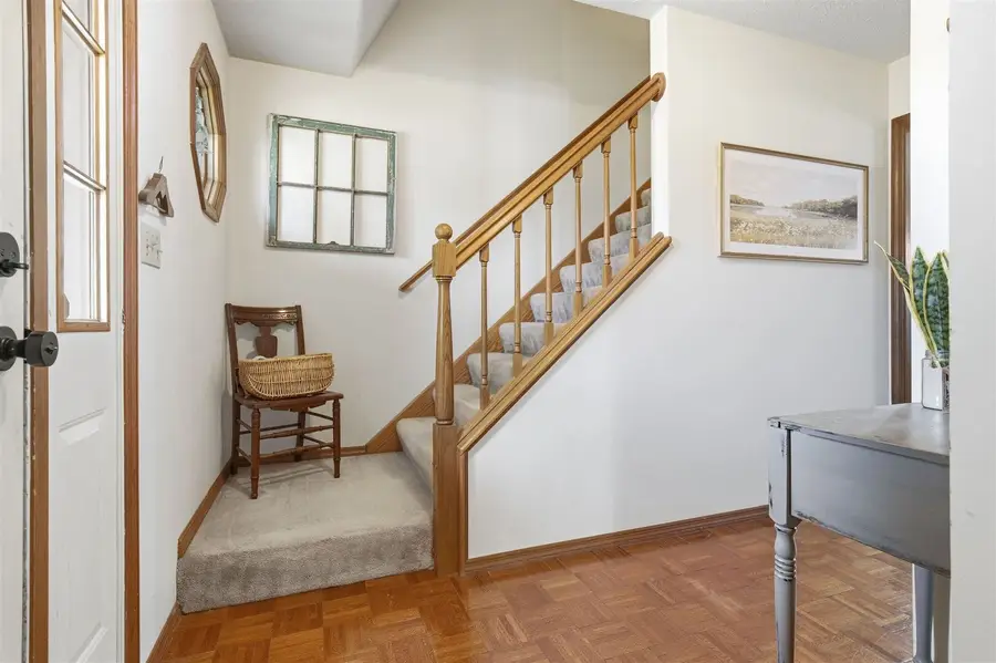 35 Aberdeen Way, Bloomington, IL 61704 - #2