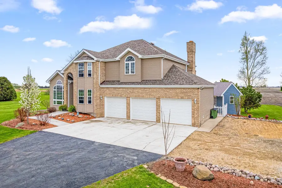 1758 N 44th Road, Leland, IL 60531 - #3