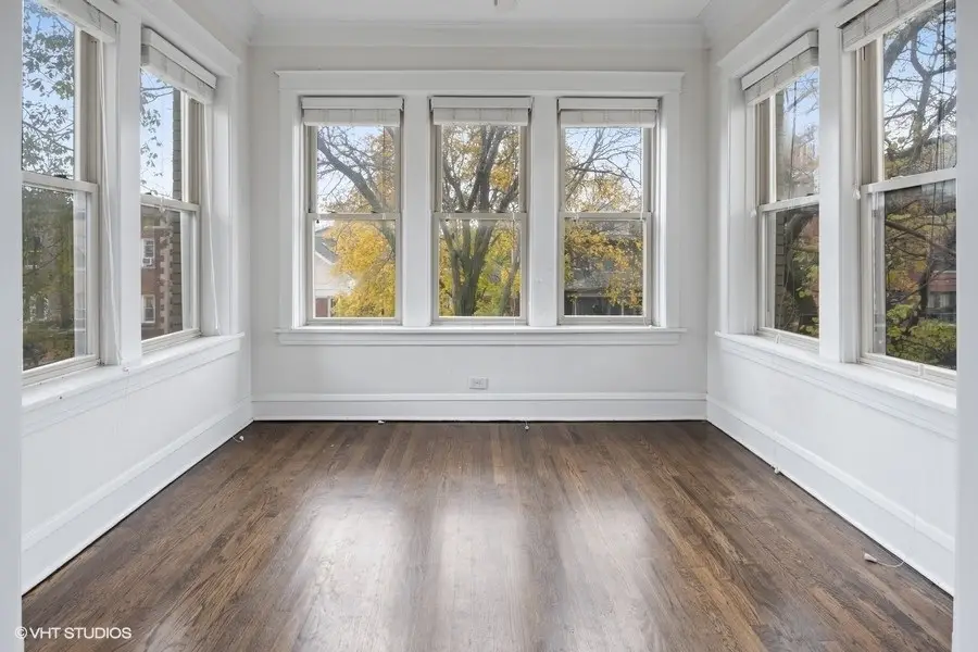 3028 W Eastwood Avenue, Chicago, IL 60625 - #3