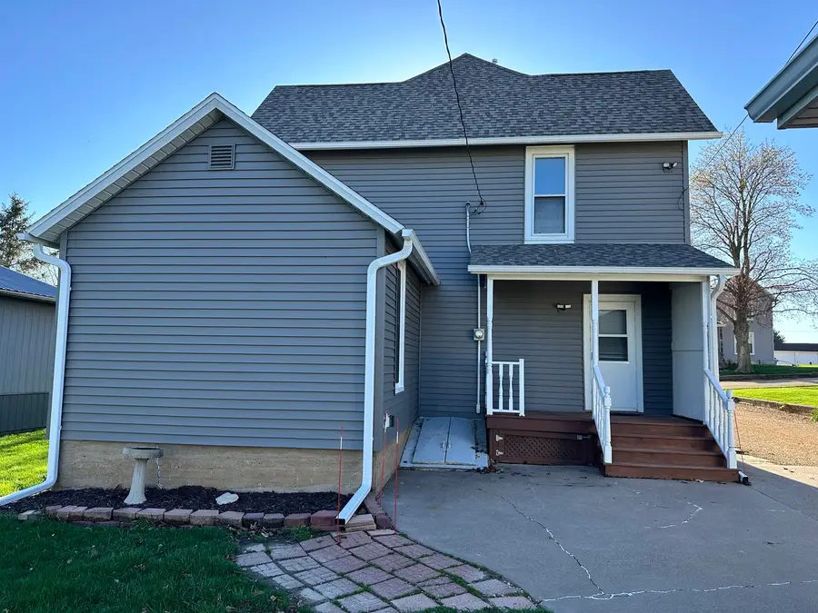 437 Harrison Street, Miles, IA 52064 - #3