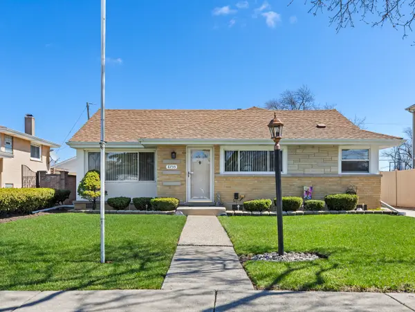 8755 N Oleander Avenue, Niles, IL 60714