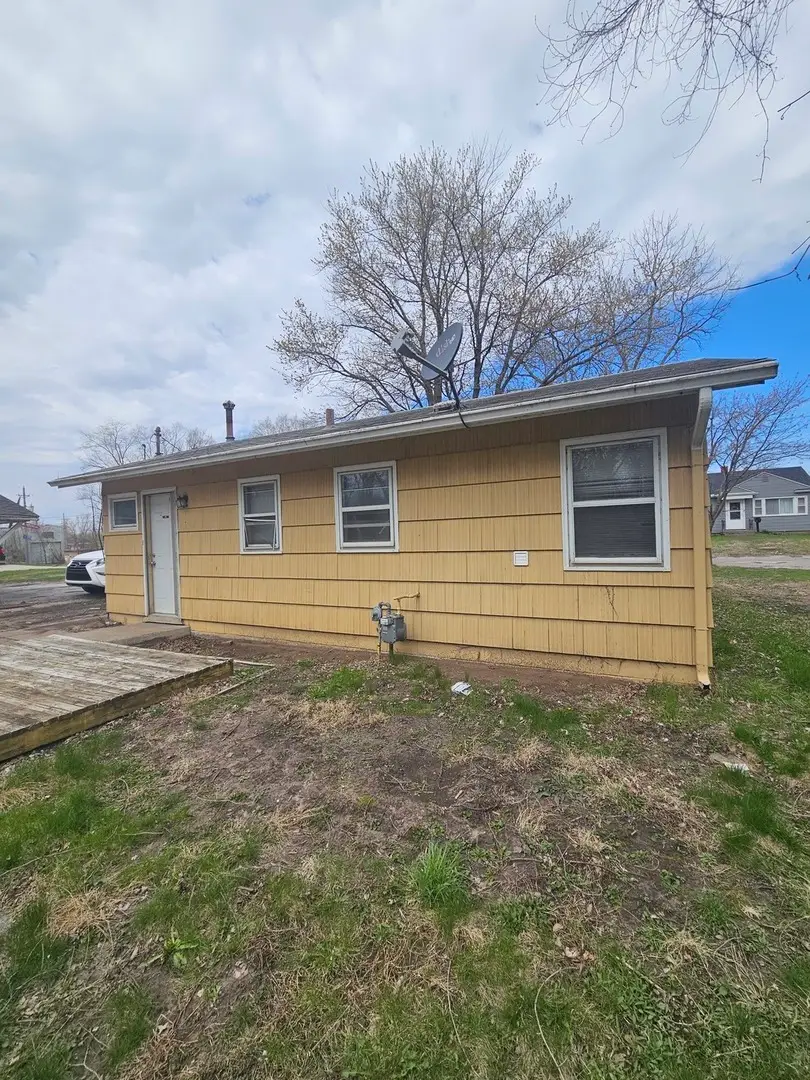 812 37th Avenue, Rock Island, IL 61201 - #2