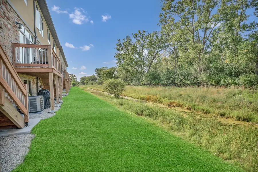 70 Prairie Court, Wheeling, IL 60090 - #3