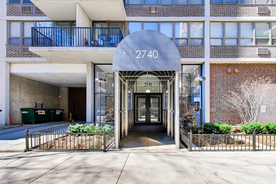 2740 N Pine Grove Avenue #8C, Chicago, IL 60614 - #3