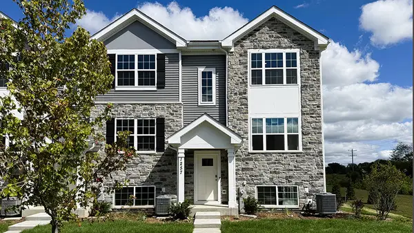 1295 Foxglove Drive, Bartlett, IL 60103
