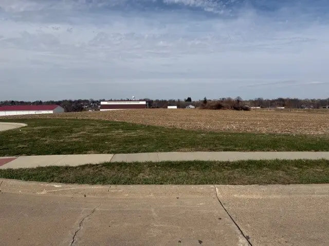 Lot 3 E Carlisle Street, Maquoketa, IA 52060 - #1