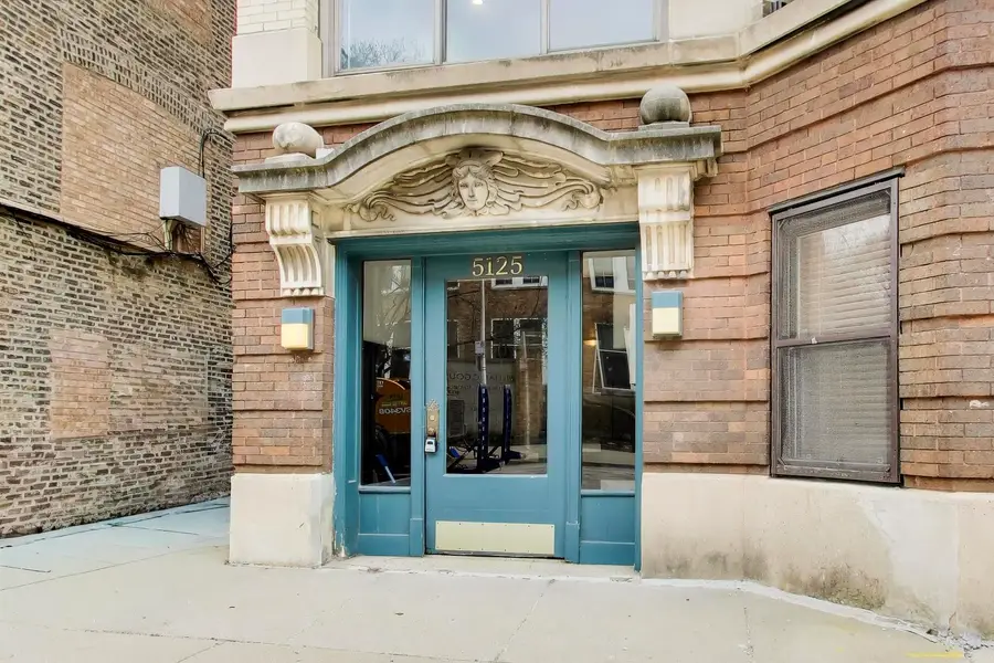 5125 N Winthrop Avenue #1F, Chicago, IL 60640 - #2