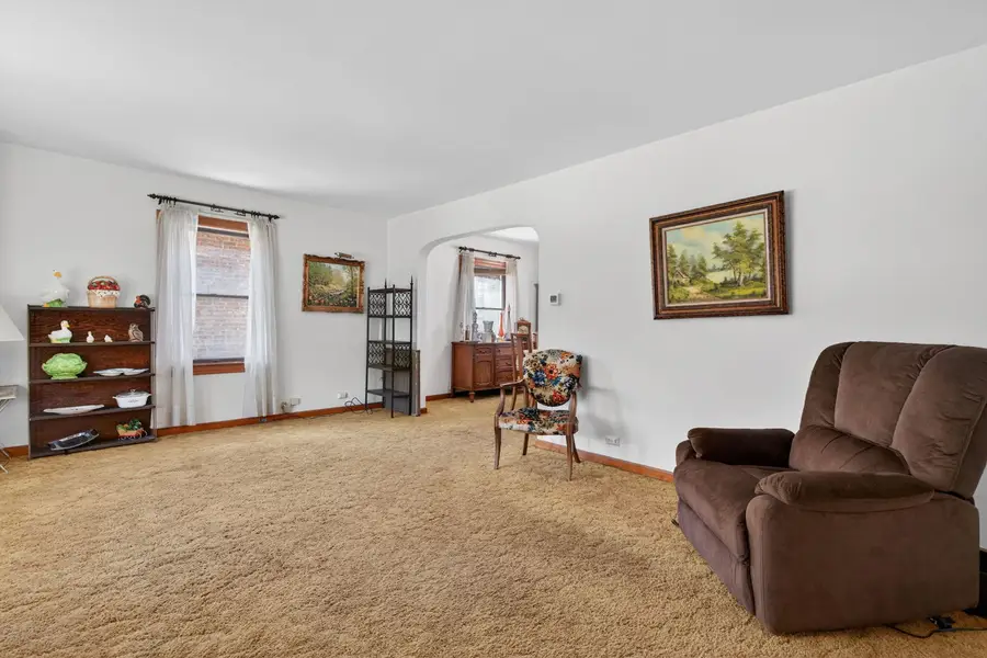 9020 W Forestview Drive, North Riverside, IL 60546 - #2