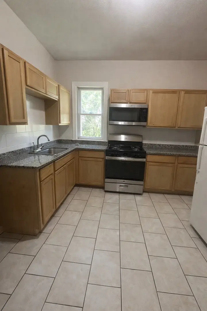 5320 S Carpenter Street, Chicago, IL 60609 - #3