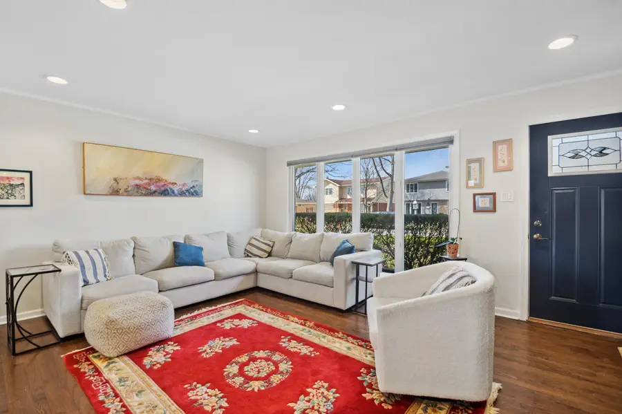 7441 Lake Street, Morton Grove, IL 60053 - #2