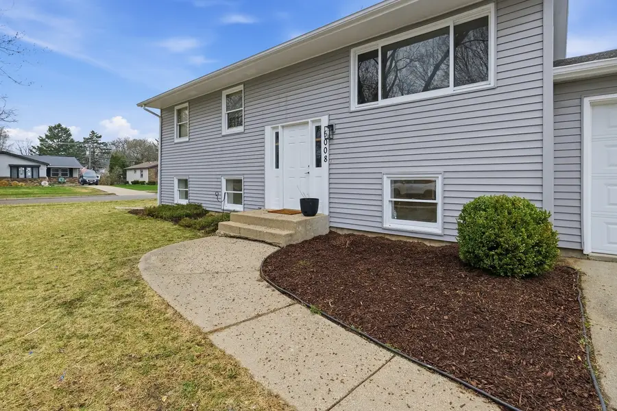 5008 Valentine Place, Rockford, IL 61108 - #2