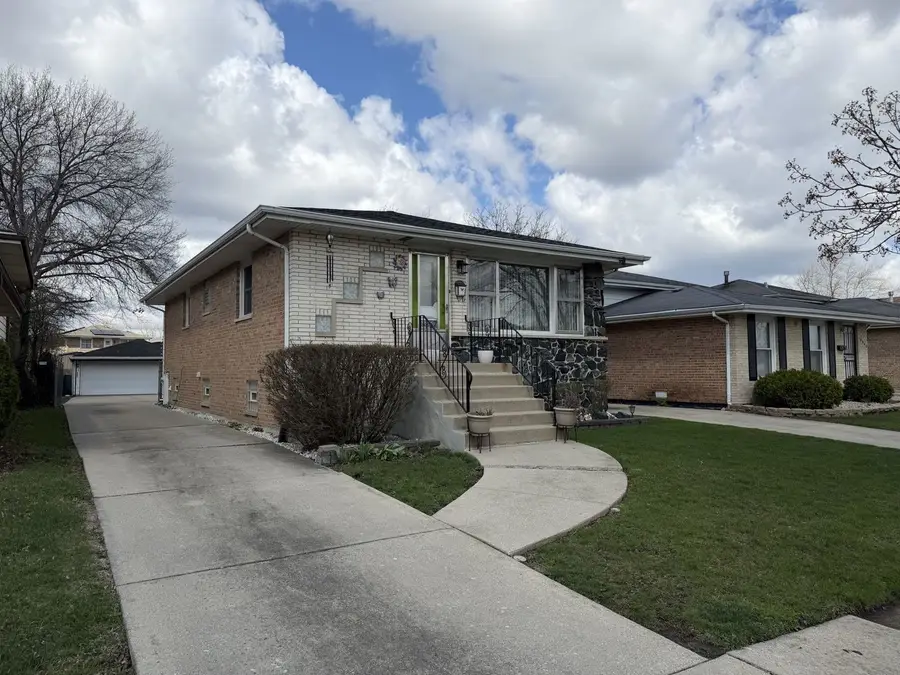 18052 Soleri Drive, Country Club Hills, IL 60478 - #2