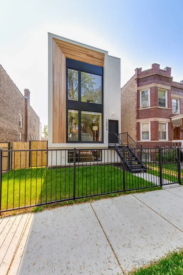 1304 N Lawndale Avenue, Chicago, IL 60651