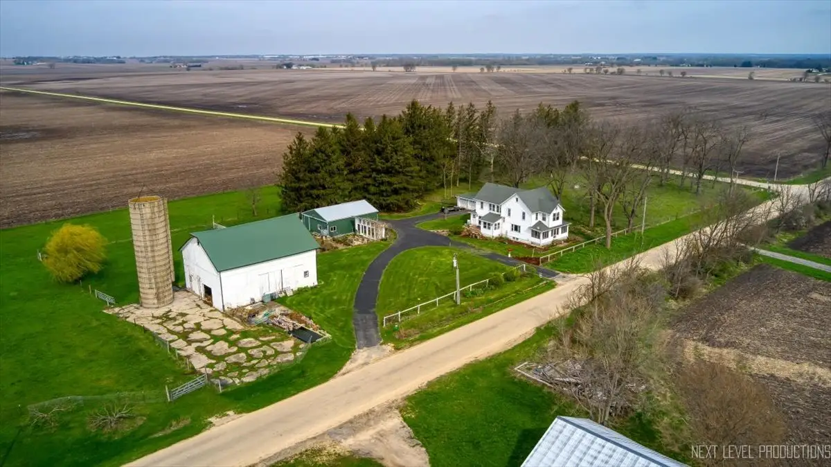 7930 E Line Road, Kirkland, IL 60146 - #1