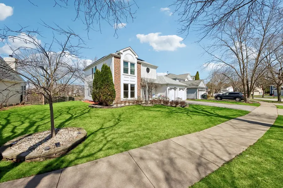 144 N Fiore Parkway, Vernon Hills, IL 60061 - #3