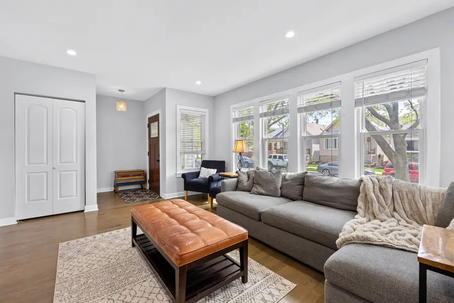 5212 W Berenice Avenue, Chicago, IL 60641 - #2