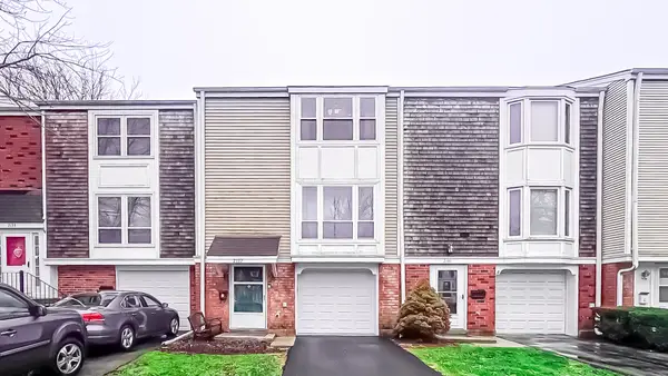 2137 Greystone Place, Hoffman Estates, IL 60169