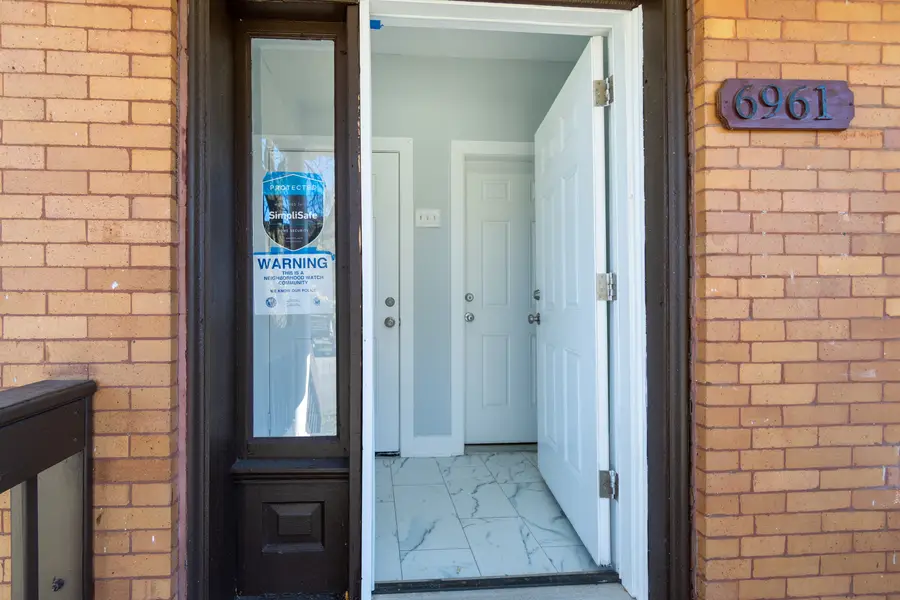 6961 S Eberhart Avenue, Chicago, IL 60637 - #2