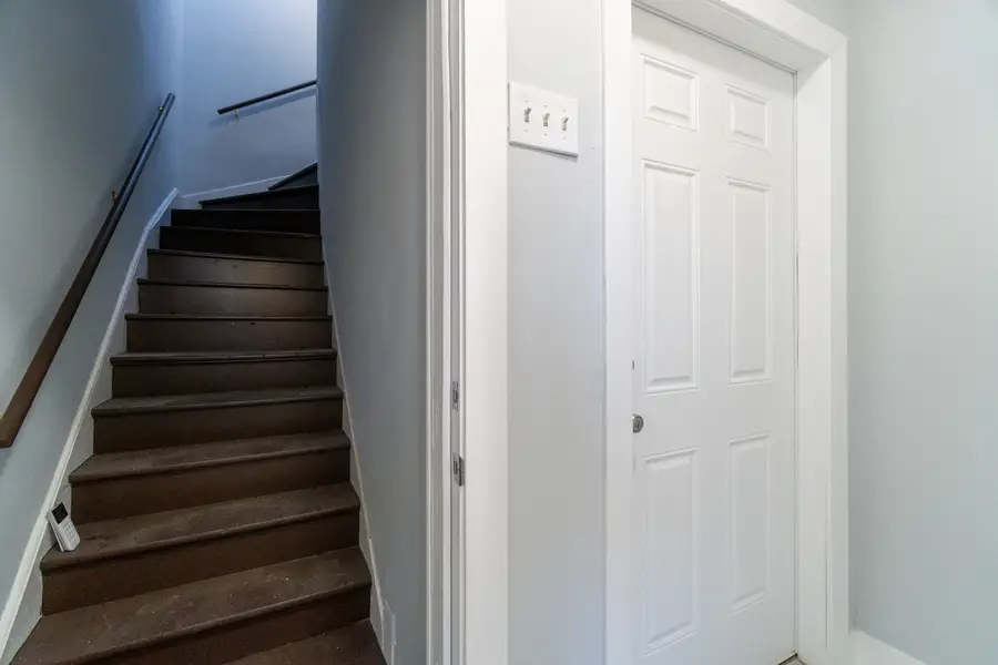 6961 S Eberhart Avenue, Chicago, IL 60637 - #3