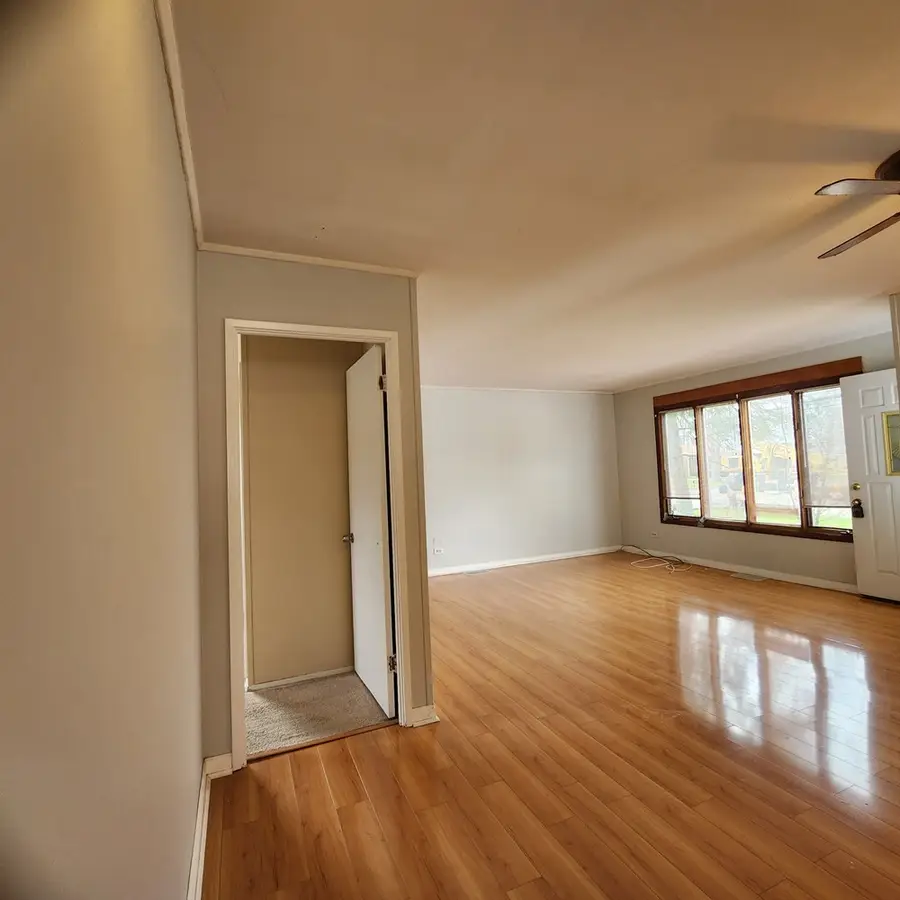 591 Audrey Lane, Wheeling, IL 60090 - #2