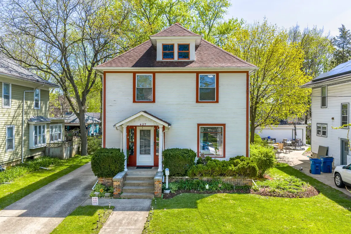 427 Grand Avenue, Aurora, IL 60506 - #1