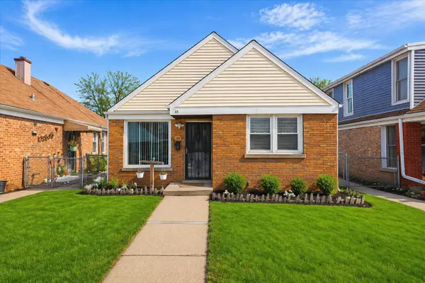 33 49th Avenue, Bellwood, IL 60104