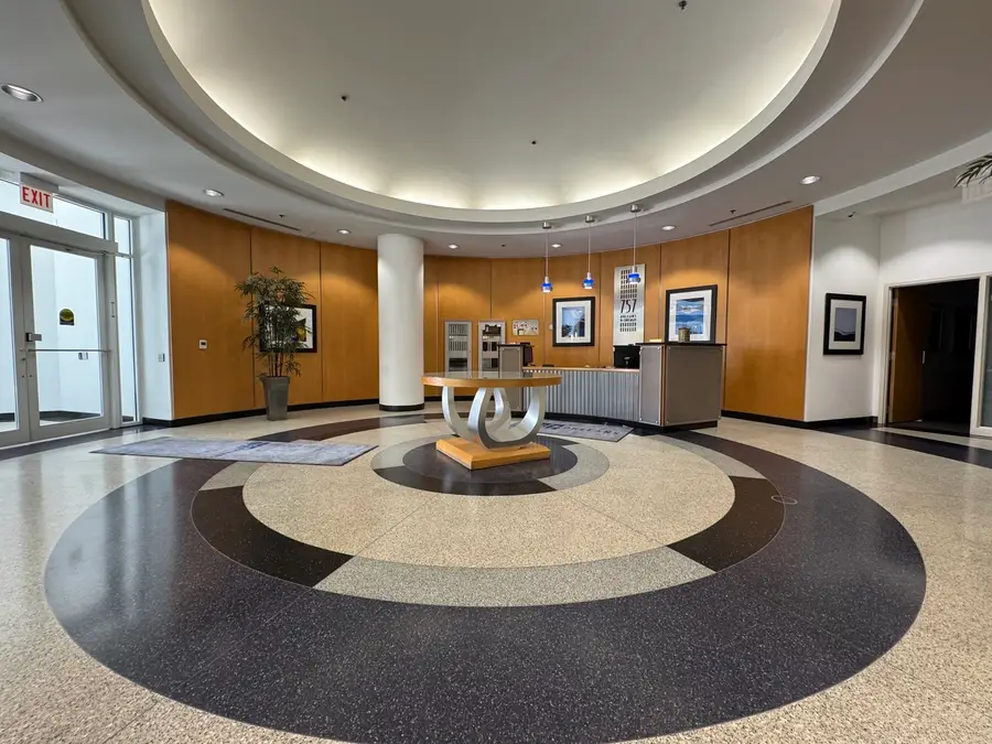 757 N Orleans Street #812, Chicago, IL 60654 - #2