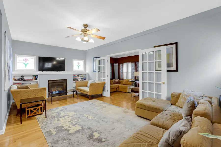 1040 N Austin Boulevard, Oak Park, IL 60302 - #2