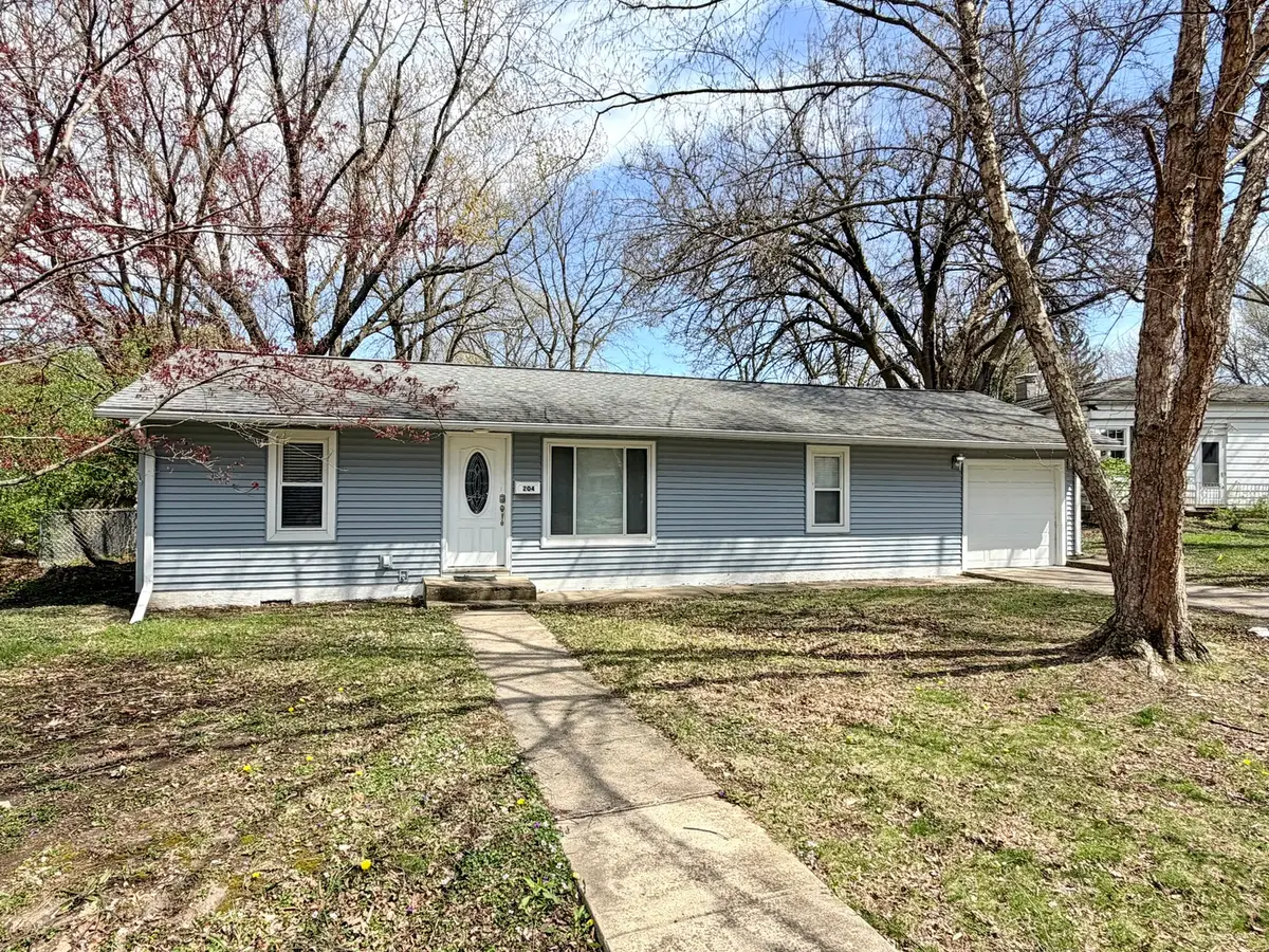 204 Flora Drive, Champaign, IL 61821 - #1
