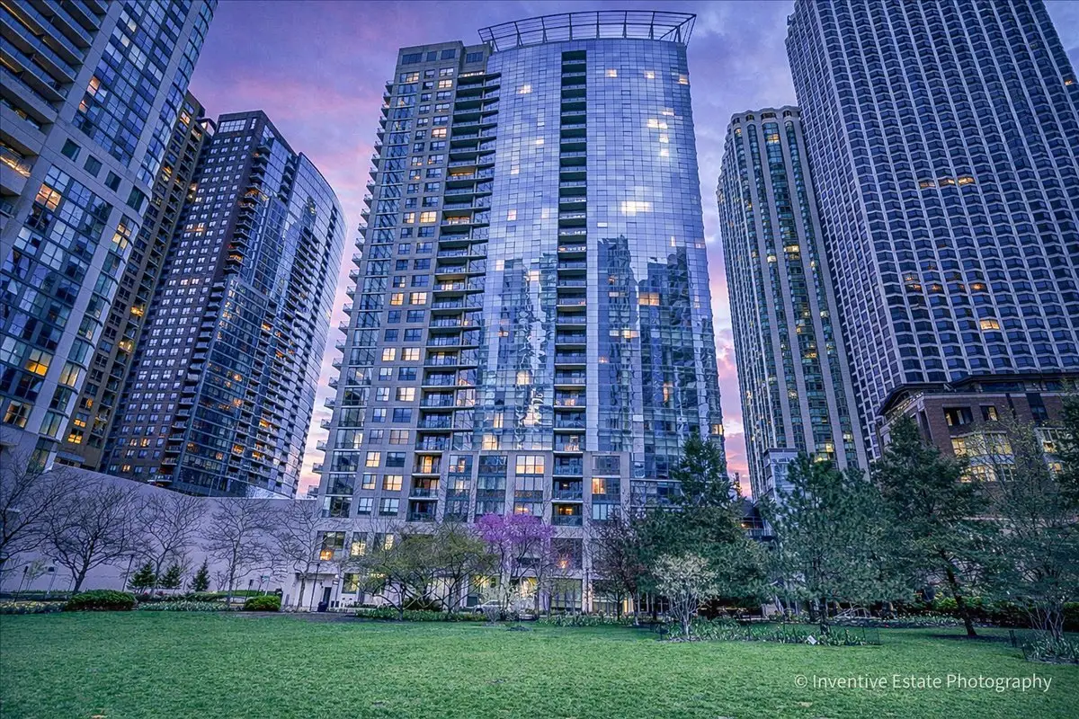201 N Westshore Drive #1006, Chicago, IL 60601 - #1