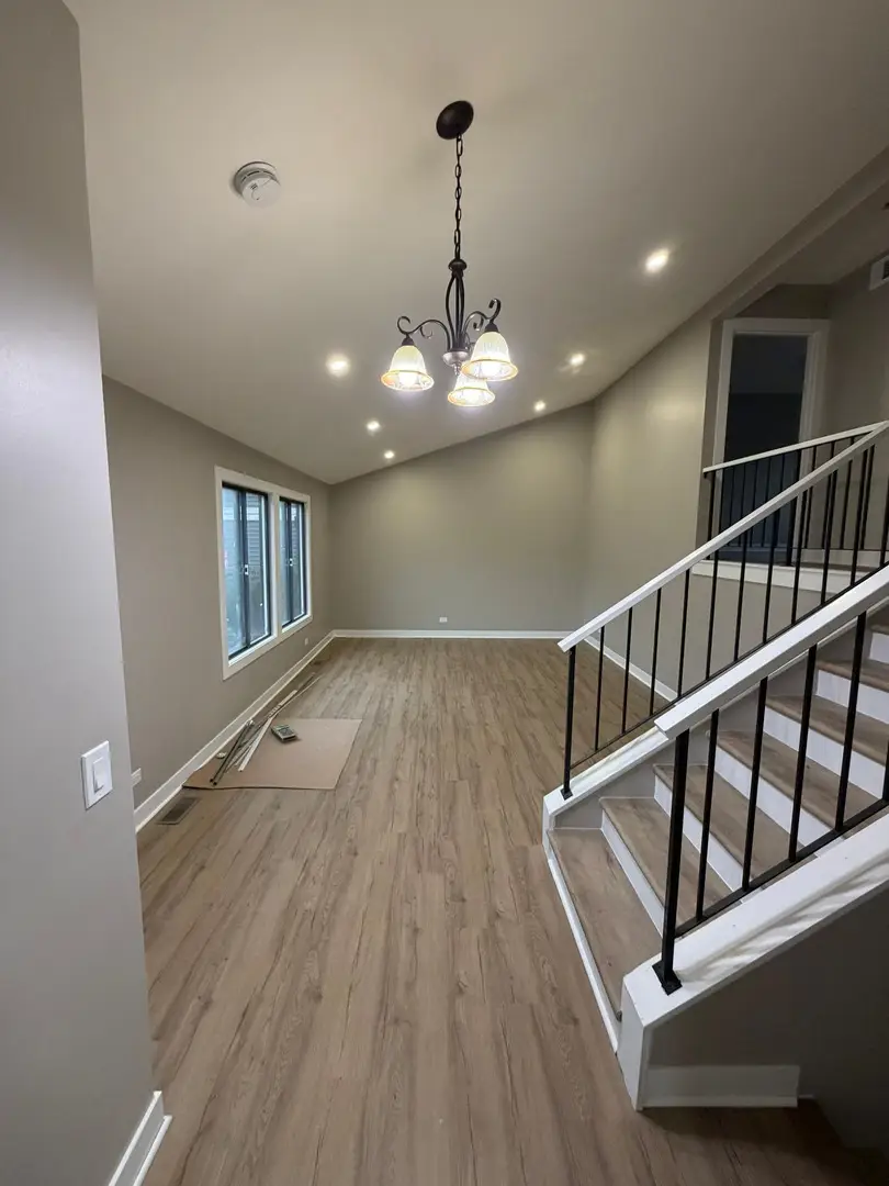 208 Albert Drive, Vernon Hills, IL 60061 - #2