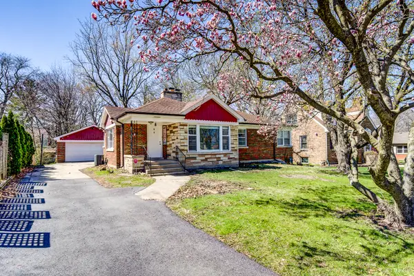 618 Dundee Avenue, Flossmoor, IL 60422