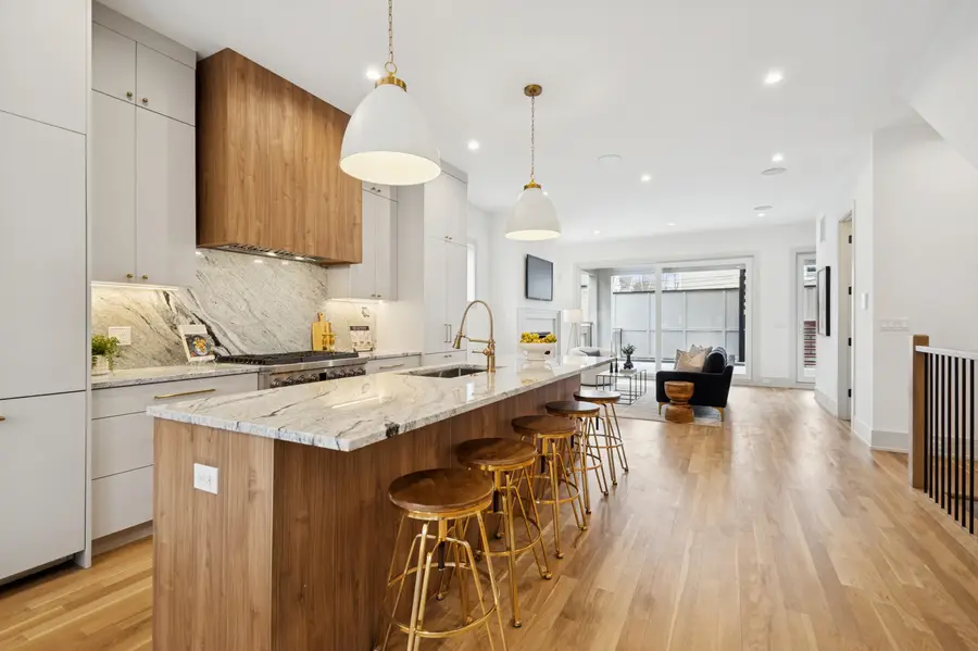 2246 W Lyndale Street #1, Chicago, IL 60647 - #3