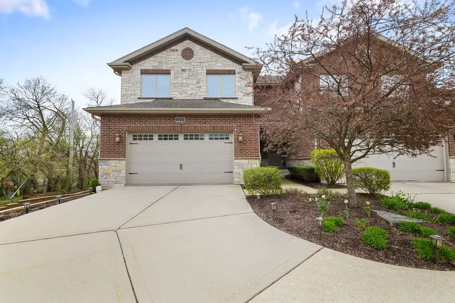 2211 Maple Hill Court, Downers Grove, IL 60515 - #2