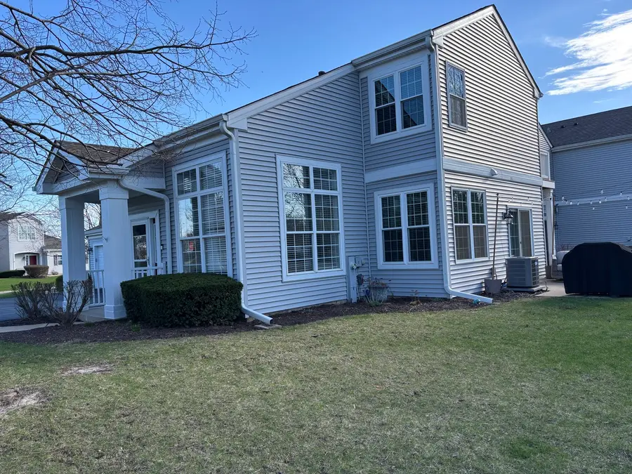 201 Grays Drive #201, Oswego, IL 60543 - #2