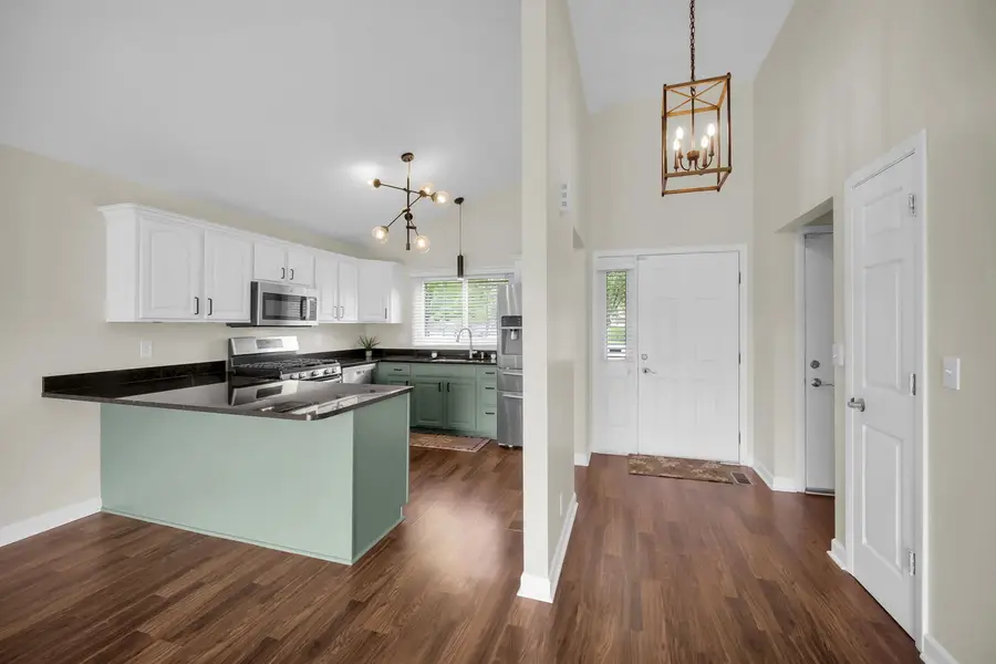 115 Abbeywood Circle, Streamwood, IL 60107 - #3