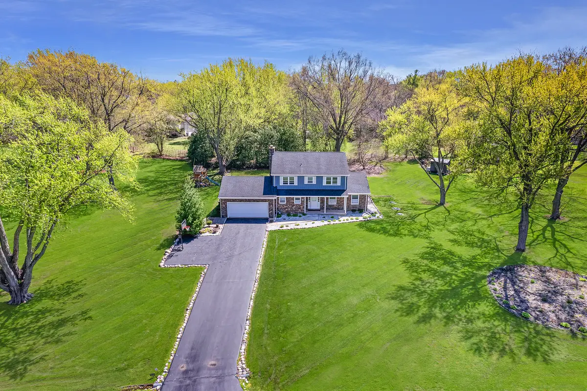 21329 W North Boschome Circle, Kildeer, IL 60047 - #1