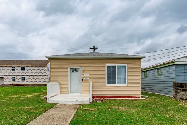 832 E 153 Street, Phoenix, IL 60426