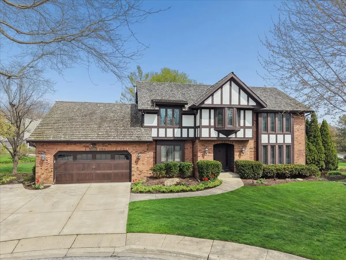 842 Furlong Drive, Libertyville, IL 60048 - #1