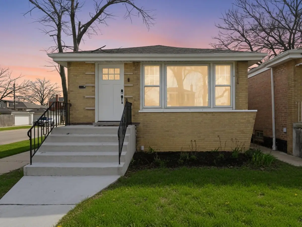 5301 S Menard Avenue, Chicago, IL 60638 - #1