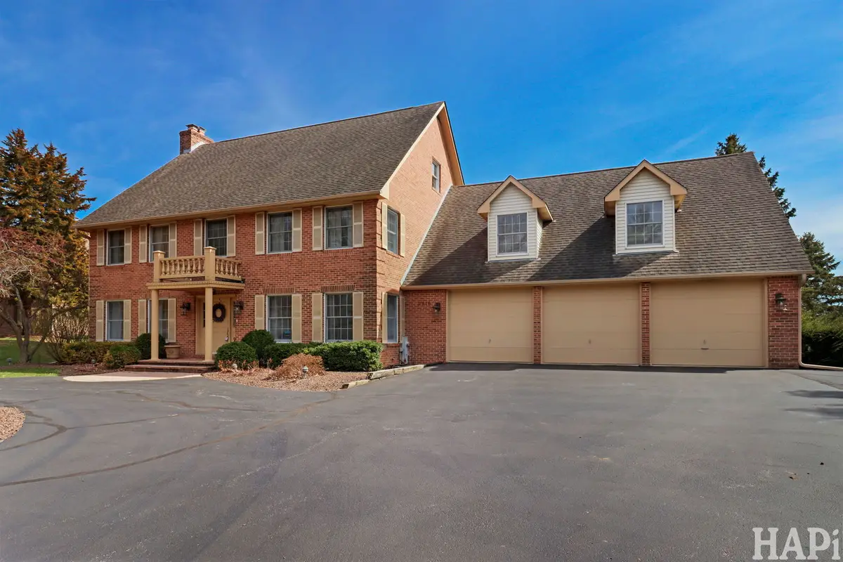 2916 N Bayview Lane, McHenry, IL 60051 - #1